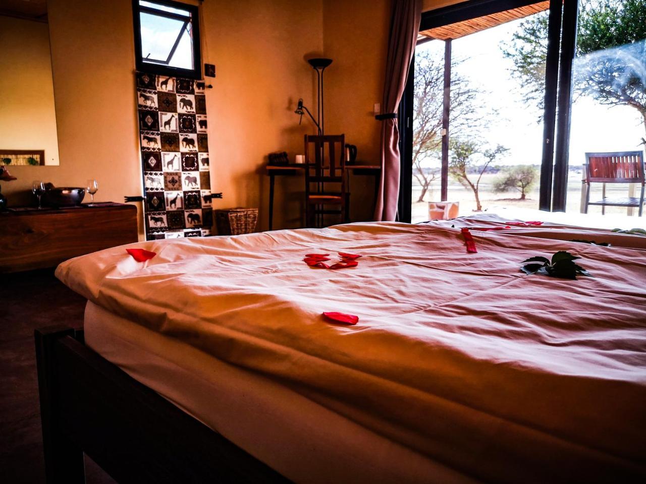 Ovita Wildlife Restcamp Okazize Extérieur photo